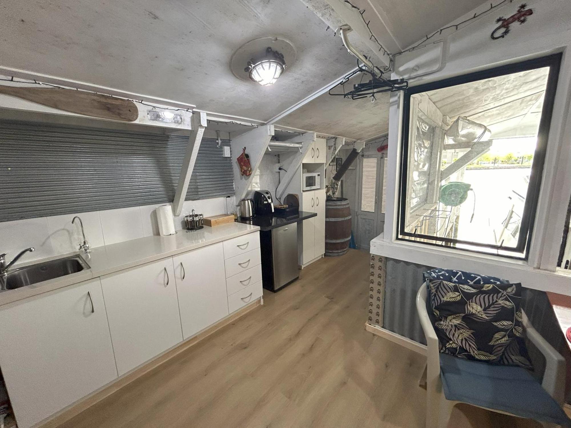 On The Water Boat House Apartment Whangarei Bagian luar foto